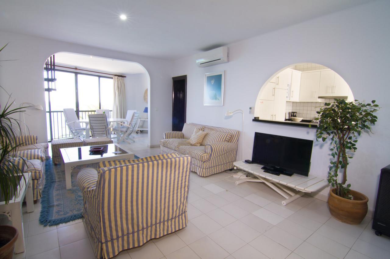 Tuhillo 3B Menyber Apartman Nerja Kültér fotó